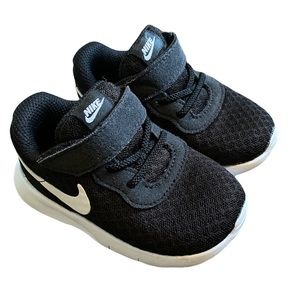 Toddler Nike Tanjun Sneakers